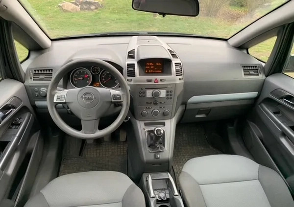 Opel Zafira cena 6000 przebieg: 332500, rok produkcji 2006 z Stąporków małe 211